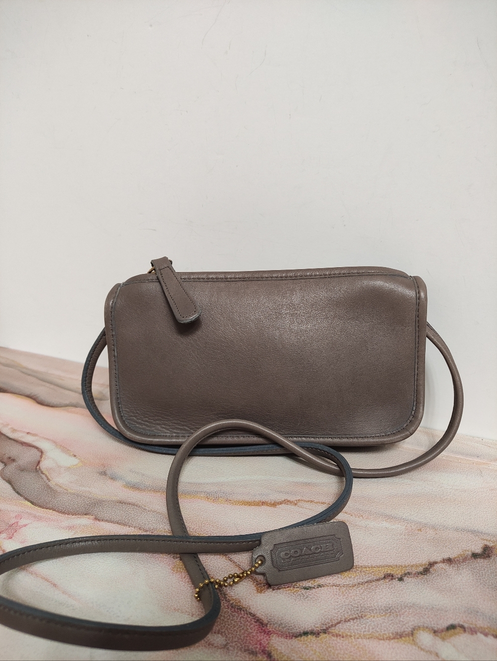 Vintage Coach 9655 Small Zippered Pouch Gray - Picture 2 of 13